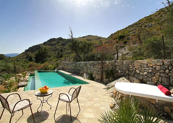 Suau Dalt 포엔샤 항구