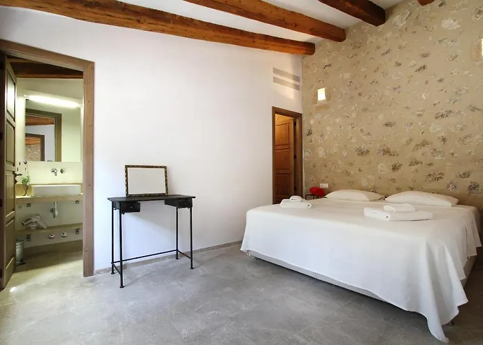 Suau Dalt 포엔샤 항구